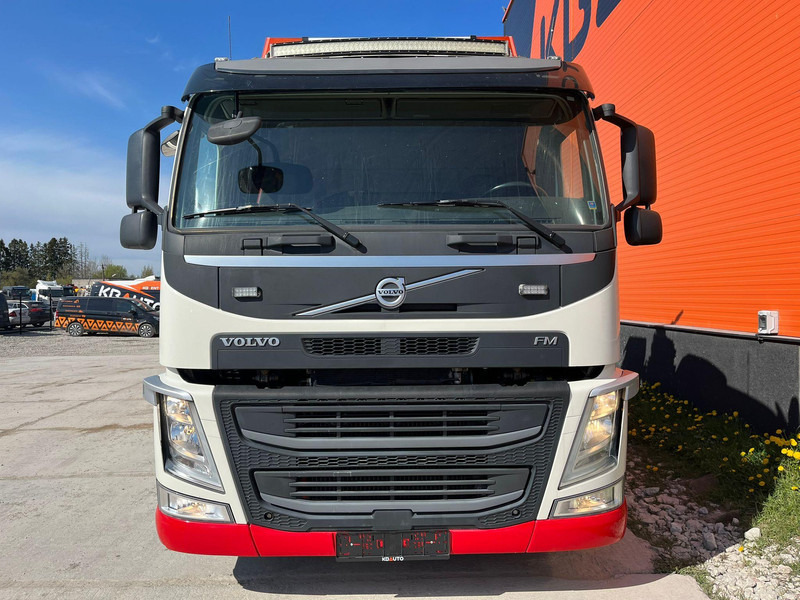 Volvo FM 460 8x2*6 HIAB 302E-6 / PLATFORM L=6721 mm - Kamion me karroceri të hapur, Kamion me vinç: foto 3 Volvo FM 460 8x2*6 HIAB 302E-6 / PLATFORM L=6721 mm - Kamion me karroceri të hapur, Kamion me vinç: foto 3