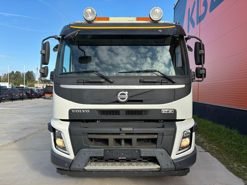 Volvo FMX 500 8x4 PUMI 24-3 - 24 m - 2303 hours / 7 m3 / FULL STEEL - Autobetoniere: foto 3 Volvo FMX 500 8x4 PUMI 24-3 - 24 m - 2303 hours / 7 m3 / FULL STEEL - Autobetoniere: foto 3