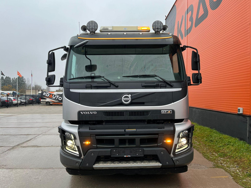 Volvo FMX 500 8x4 SARAKA HR-11 / 10 m3 + CHUTE 10 m / TANDEM AXLE LIFT - Autobetoniere: foto 2 Volvo FMX 500 8x4 SARAKA HR-11 / 10 m3 + CHUTE 10 m / TANDEM AXLE LIFT - Autobetoniere: foto 2
