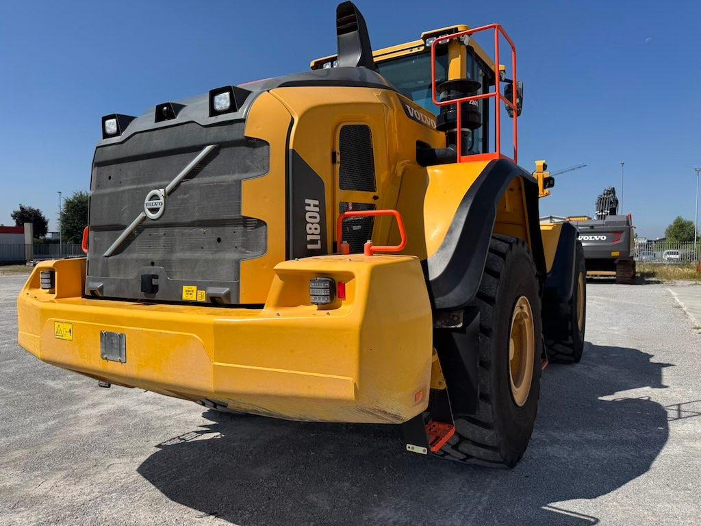 Volvo L180H - Fadrom me goma: foto 4 Volvo L180H - Fadrom me goma: foto 4