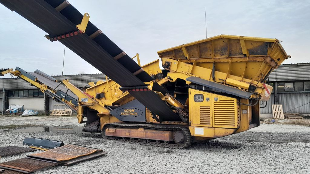 KEESTRACK Novum 4215 - Makinë sitëse: foto 3 KEESTRACK Novum 4215 - Makinë sitëse: foto 3