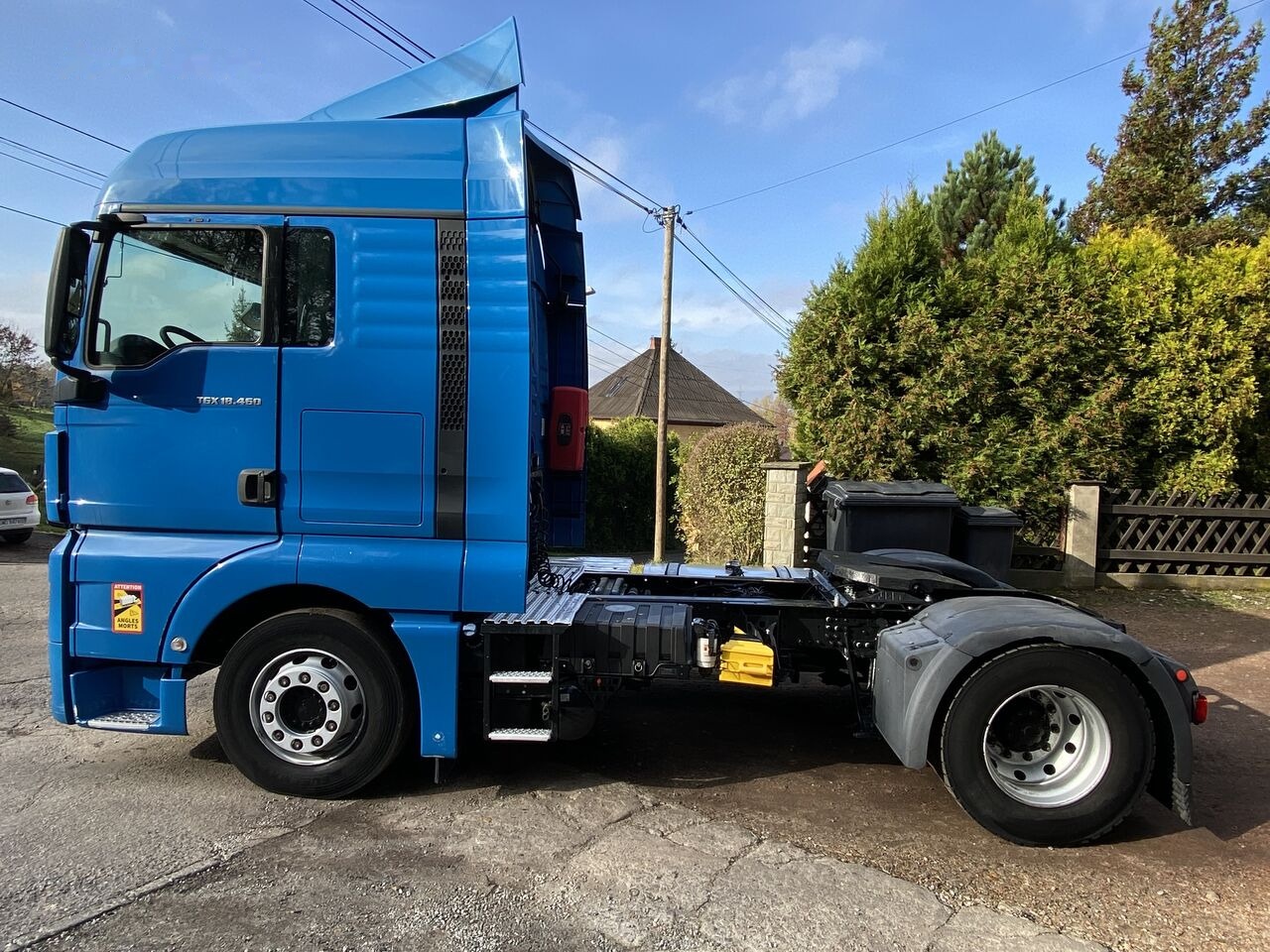 MAN TGX 18.460 - Gjysmë-kamion: foto 2 MAN TGX 18.460 - Gjysmë-kamion: foto 2
