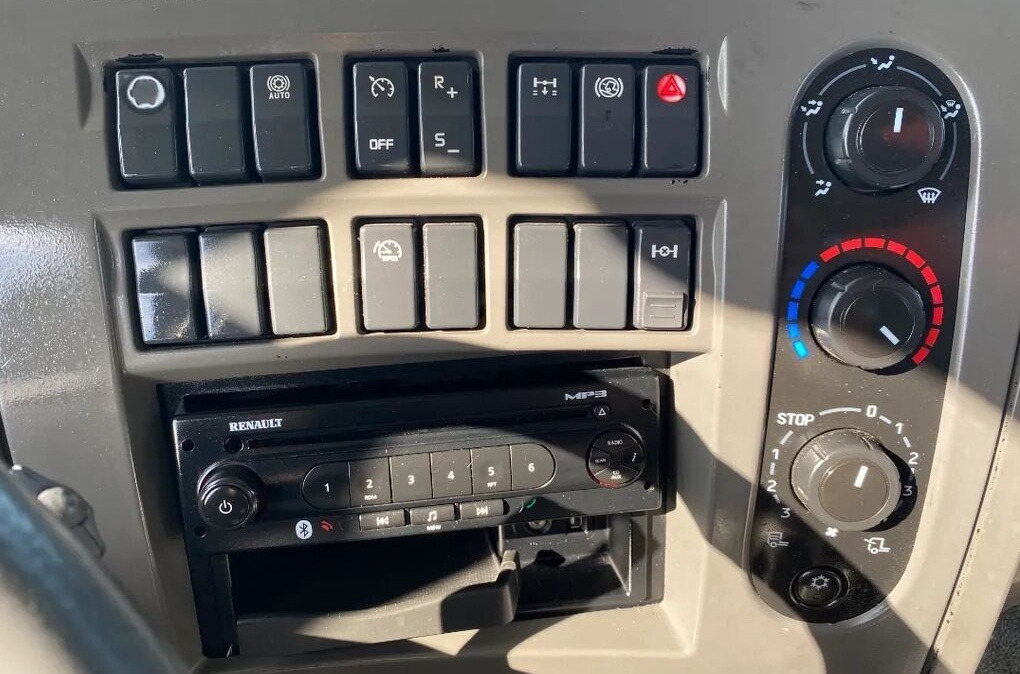 Kamion vetëshkarkues Renault KERAX 380 /Dźwig HDS Palfinger PK13001-K / / Retarder / Manual: foto 19