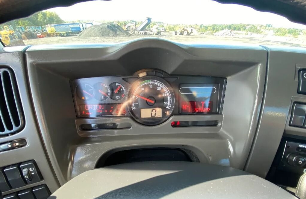 Kamion vetëshkarkues Renault KERAX 380 /Dźwig HDS Palfinger PK13001-K / / Retarder / Manual: foto 15