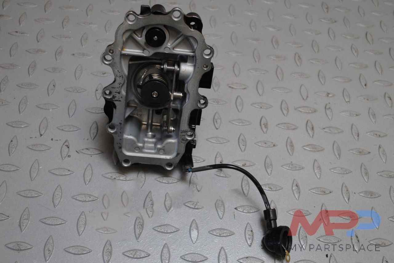 Yanmar Dieselpomp deksel Yanmar 3TNV88 129927-61601 - Pompa e karburantit: foto 1 Yanmar Dieselpomp deksel Yanmar 3TNV88 129927-61601 - Pompa e karburantit: foto 1