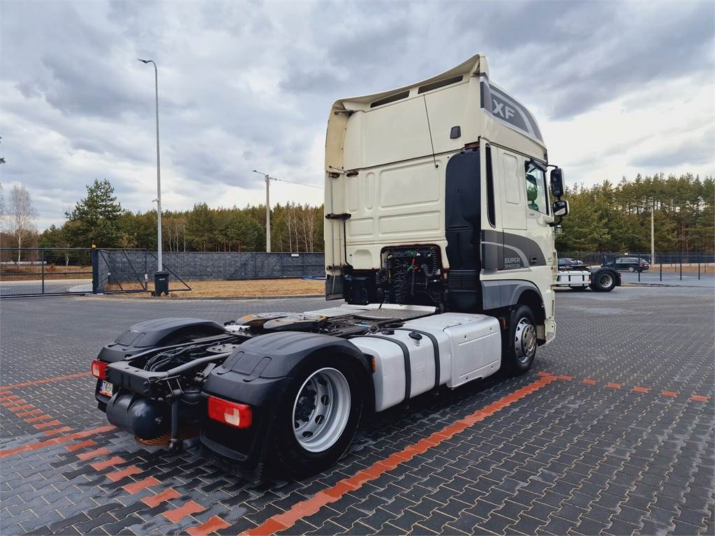 DAF XF 106 460 - Gjysmë-kamion: foto 4 DAF XF 106 460 - Gjysmë-kamion: foto 4
