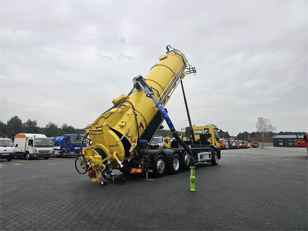 Iveco RAVO WUKO FOR CHANNEL CLEANING druck saug kanal - Kamion me vakuum: foto 1 Iveco RAVO WUKO FOR CHANNEL CLEANING druck saug kanal - Kamion me vakuum: foto 1