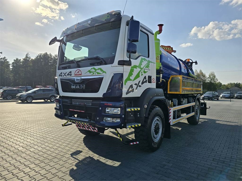 MAN TGM 4x4 GAMON PW8 for collecting liquid waste sepa - Kamion me vakuum: foto 3 MAN TGM 4x4 GAMON PW8 for collecting liquid waste sepa - Kamion me vakuum: foto 3