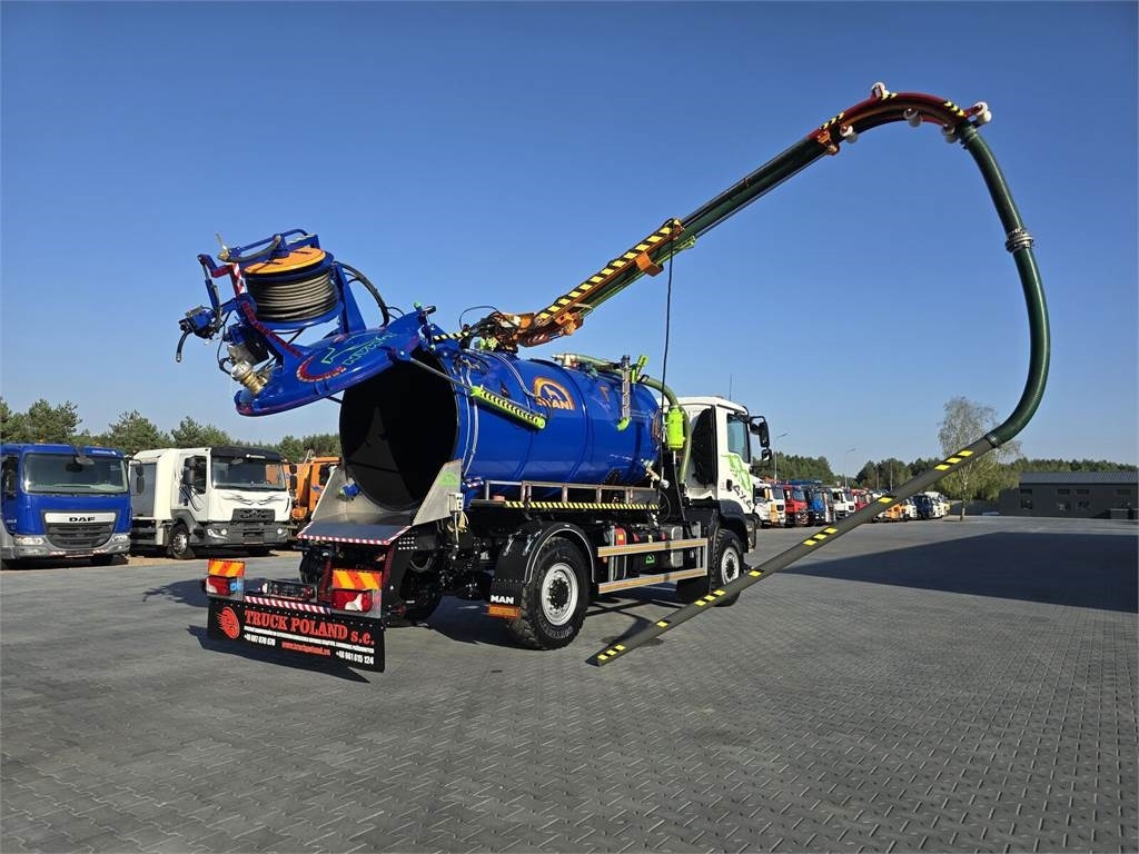 MAN TGM 4x4 GAMON PW8 for collecting liquid waste sepa - Kamion me vakuum: foto 1 MAN TGM 4x4 GAMON PW8 for collecting liquid waste sepa - Kamion me vakuum: foto 1