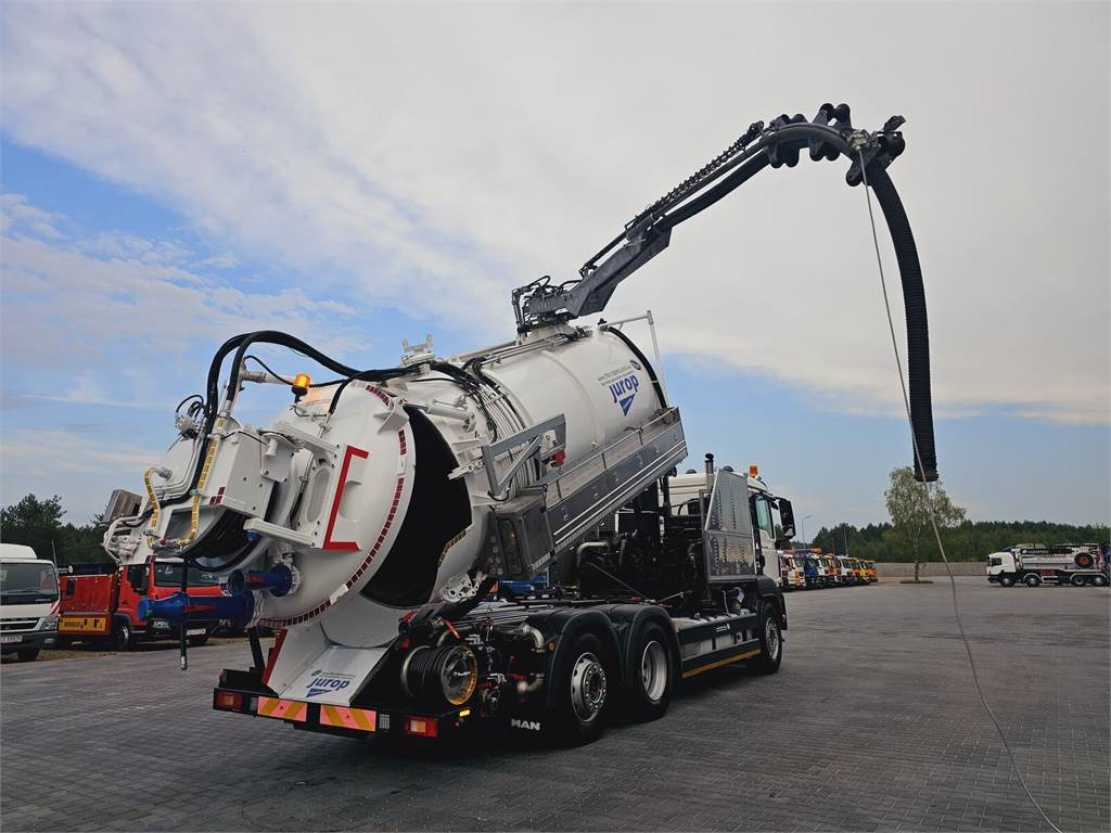 MAN JUROP VJC9 / 5 2010 WUKO for collecting liquid was - Mjet bujqësor/ Special: foto 1 MAN JUROP VJC9 / 5 2010 WUKO for collecting liquid was - Mjet bujqësor/ Special: foto 1