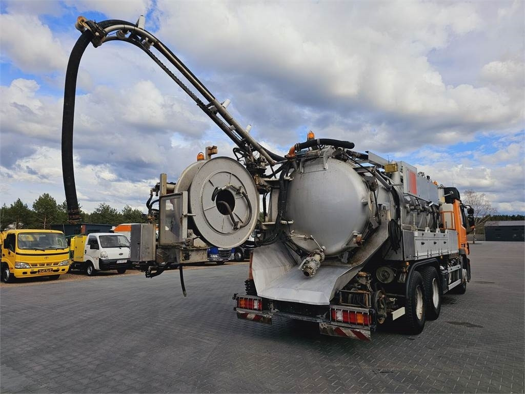 Mercedes-Benz WUKO KROLL COMBI FOR SEWER CLEANING - Mjet bujqësor/ Special: foto 1 Mercedes-Benz WUKO KROLL COMBI FOR SEWER CLEANING - Mjet bujqësor/ Special: foto 1