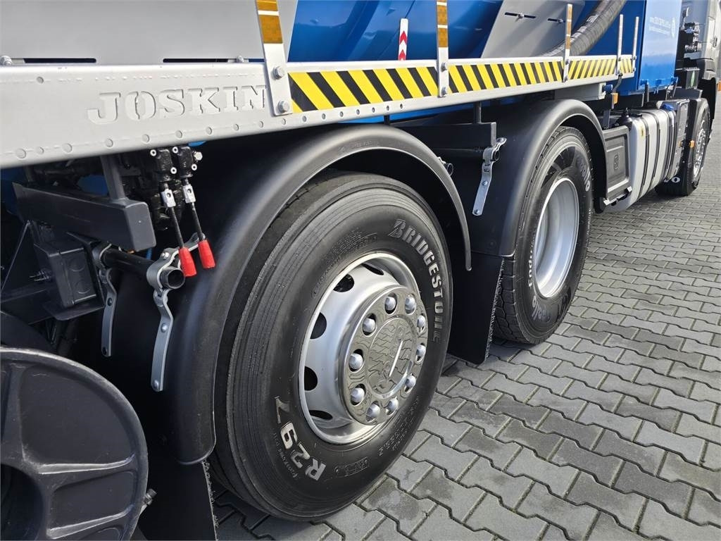 Volvo JOSKIN WUKO FOR CLEANING CHANNELS COMBI - Mjet bujqësor/ Special: foto 4 Volvo JOSKIN WUKO FOR CLEANING CHANNELS COMBI - Mjet bujqësor/ Special: foto 4