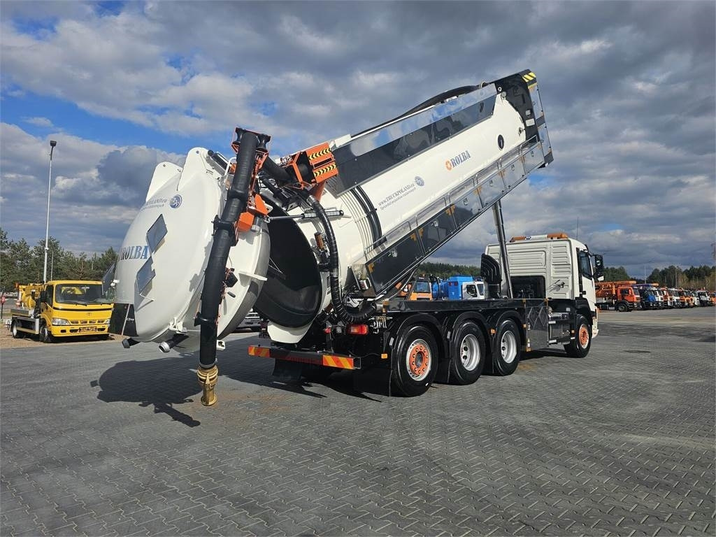 Volvo WUKO ADR ROLBA FOR CLEANING CHANNELS COMBI - Mjet bujqësor/ Special: foto 2 Volvo WUKO ADR ROLBA FOR CLEANING CHANNELS COMBI - Mjet bujqësor/ Special: foto 2