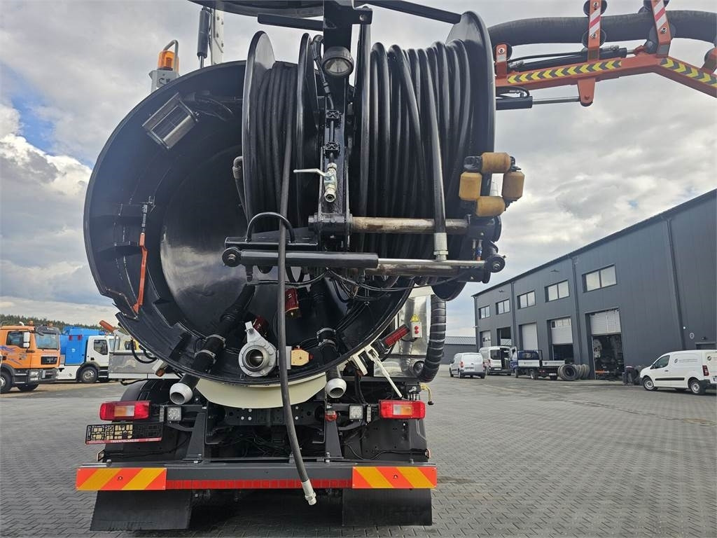 Volvo WUKO ADR ROLBA FOR CLEANING CHANNELS COMBI - Mjet bujqësor/ Special: foto 5 Volvo WUKO ADR ROLBA FOR CLEANING CHANNELS COMBI - Mjet bujqësor/ Special: foto 5