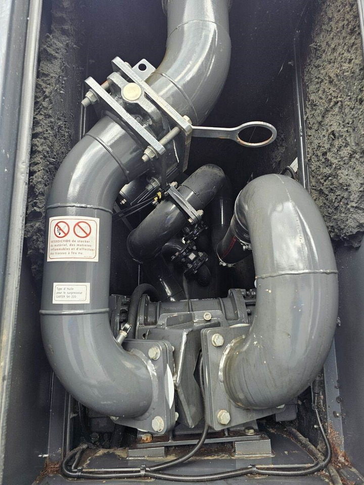 Renault 6x4 WUKO RIVARD RECYTLING for collecting liquid wa - Kamion me vakuum: foto 3 Renault 6x4 WUKO RIVARD RECYTLING for collecting liquid wa - Kamion me vakuum: foto 3