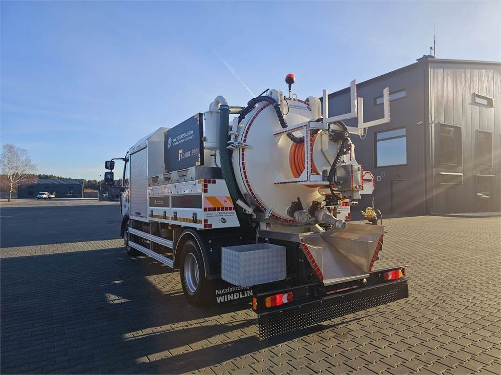 Renault GAMA KANRO KOMBI 5000 WUKO FOR CHANNEL CLEANING - Kamion me vakuum: foto 5 Renault GAMA KANRO KOMBI 5000 WUKO FOR CHANNEL CLEANING - Kamion me vakuum: foto 5