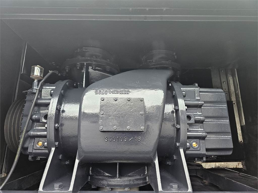 Lizingu i Scania Disab Centurion P210/8 Vacuum suction loader Scania Disab Centurion P210/8 Vacuum suction loader: foto 19 Lizingu i Scania Disab Centurion P210/8 Vacuum suction loader Scania Disab Centurion P210/8 Vacuum suction loader: foto 19