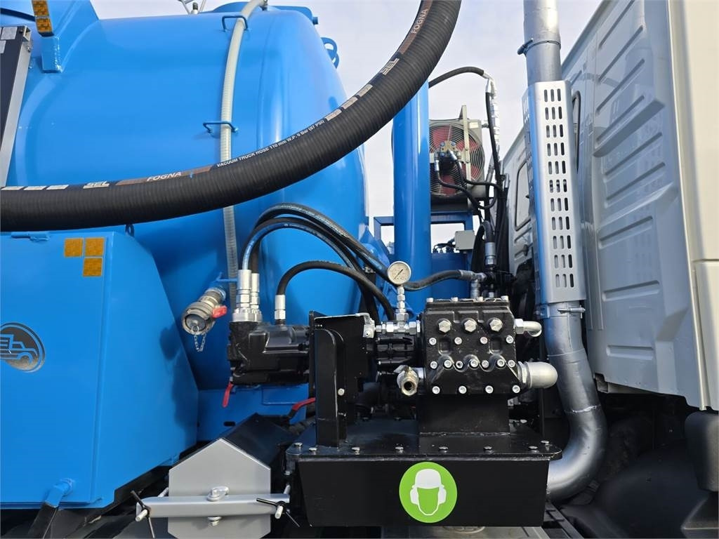 Kamion me vakuum Volvo JOSKIN WUKO FOR CLEANING COMBI: foto 24