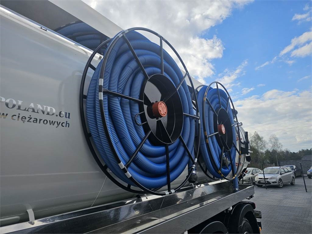 Kamion me vakuum Volvo WUKO ADR ROLBA FOR CLEANING CHANNELS COMBI: foto 12 Kamion me vakuum Volvo WUKO ADR ROLBA FOR CLEANING CHANNELS COMBI: foto 12