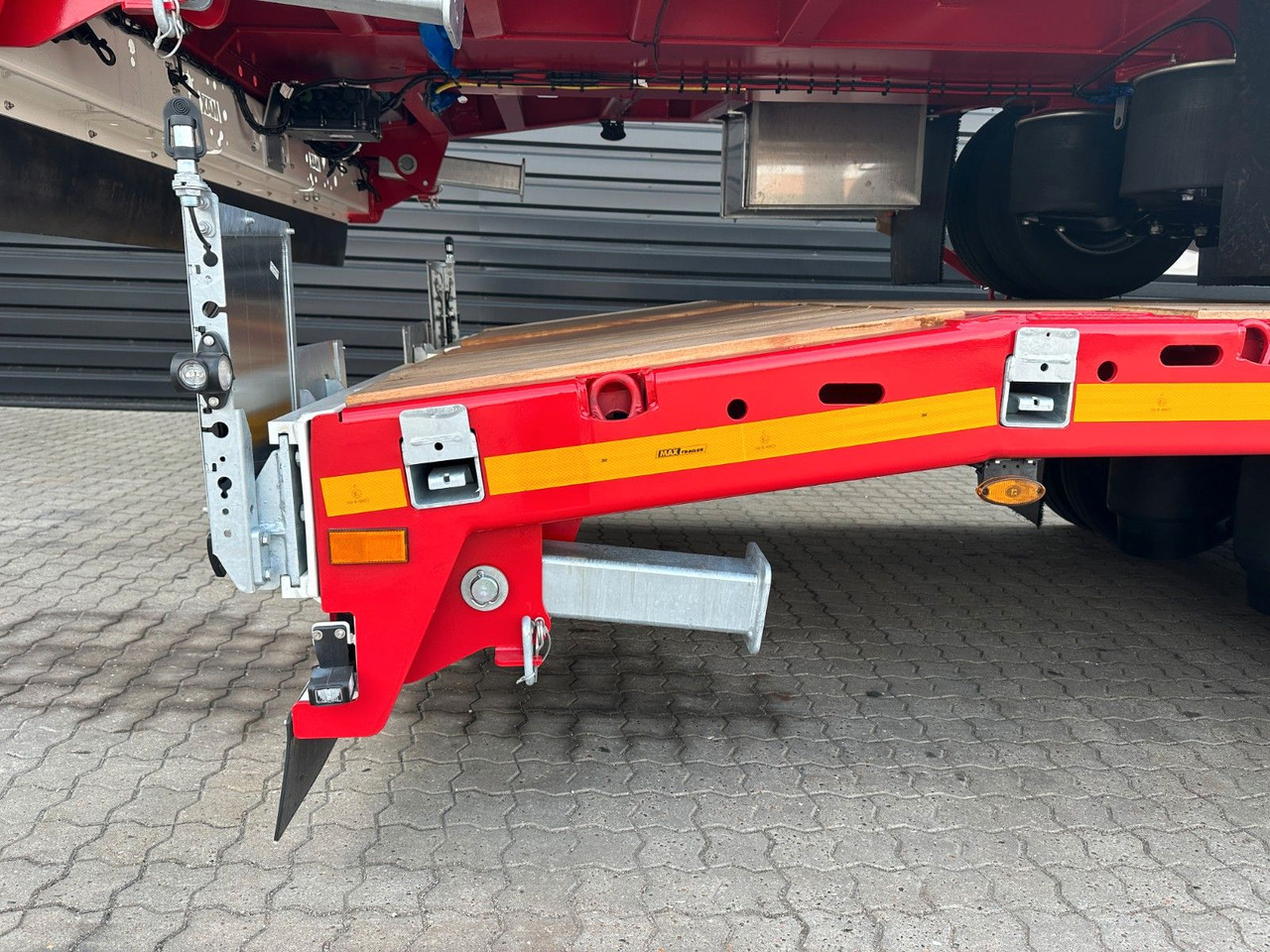 Faymonville Maxtrailer MAX 200 3 achs MEGA - Gjysmë rimorkio e hapur/ Platformë: foto 3 Faymonville Maxtrailer MAX 200 3 achs MEGA - Gjysmë rimorkio e hapur/ Platformë: foto 3
