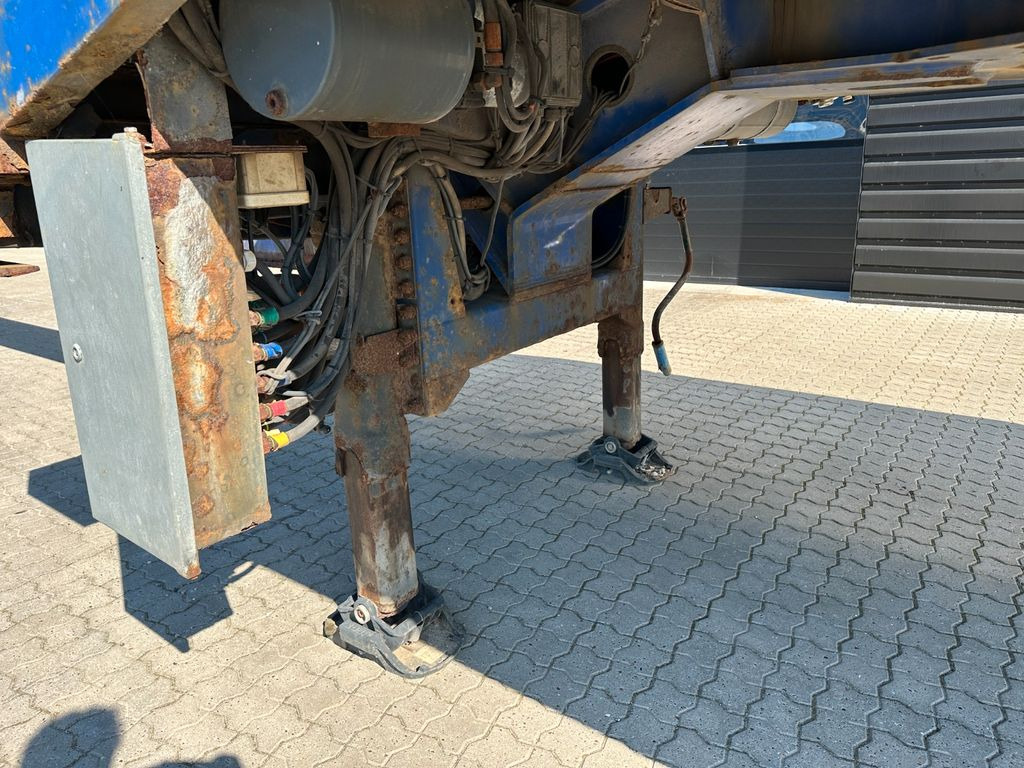 Nooteboom 4 achs tele / 3 x ausziehbar / 48.000 mm Nooteboom 4 achs tele / 3 x ausziehbar / 48.000 mm - Gjysmë rimorkio e hapur/ Platformë: foto 4 Nooteboom 4 achs tele / 3 x ausziehbar / 48.000 mm Nooteboom 4 achs tele / 3 x ausziehbar / 48.000 mm - Gjysmë rimorkio e hapur/ Platformë: foto 4