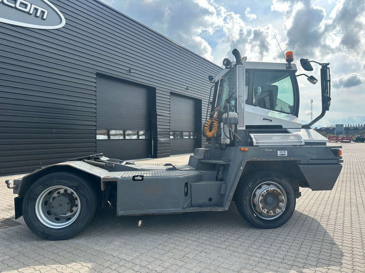 Terberg TT222 - Traktor terminal: foto 2 Terberg TT222 - Traktor terminal: foto 2