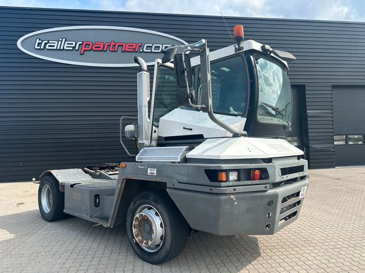 Terberg TT222 - Traktor terminal: foto 1 Terberg TT222 - Traktor terminal: foto 1