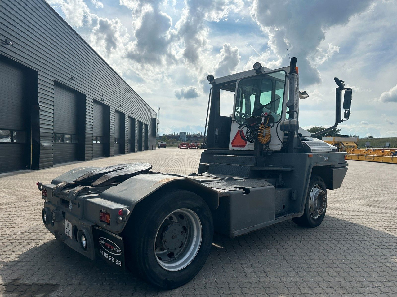 Terberg TT222 - Traktor terminal: foto 3 Terberg TT222 - Traktor terminal: foto 3