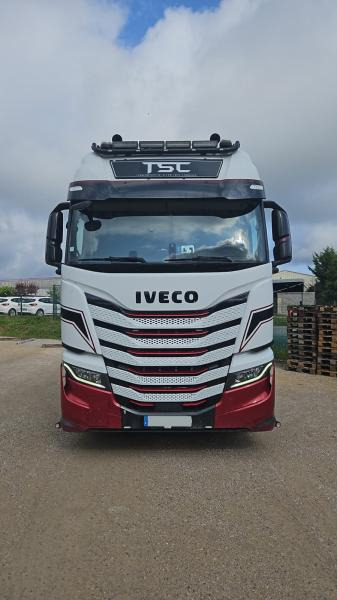 Iveco S-WAY AS 440 S - Gjysmë-kamion: foto 2 Iveco S-WAY AS 440 S - Gjysmë-kamion: foto 2