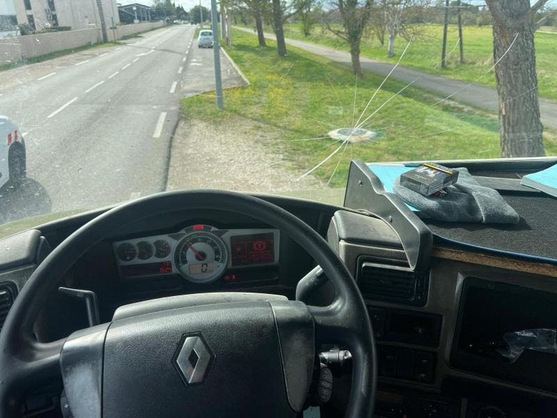 Renault Magnum 500 DXI - Gjysmë-kamion: foto 5 Renault Magnum 500 DXI - Gjysmë-kamion: foto 5