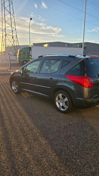 Peugeot 207 SW - Makinë me portobagazh: foto 5 Peugeot 207 SW - Makinë me portobagazh: foto 5