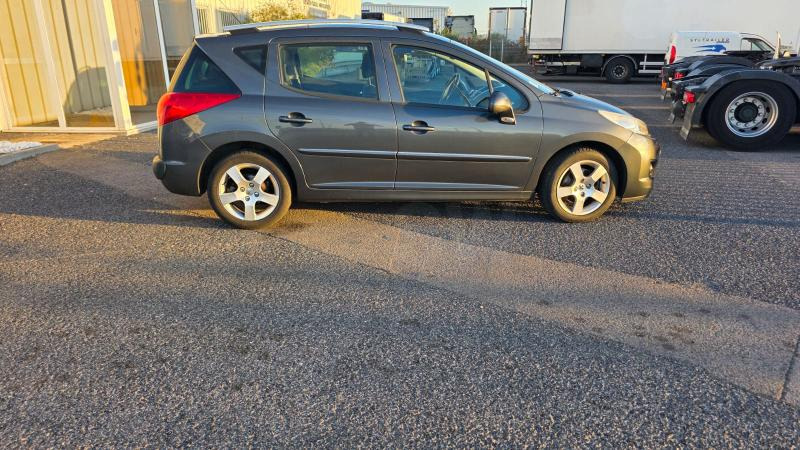 Peugeot 207 SW - Makinë me portobagazh: foto 3 Peugeot 207 SW - Makinë me portobagazh: foto 3
