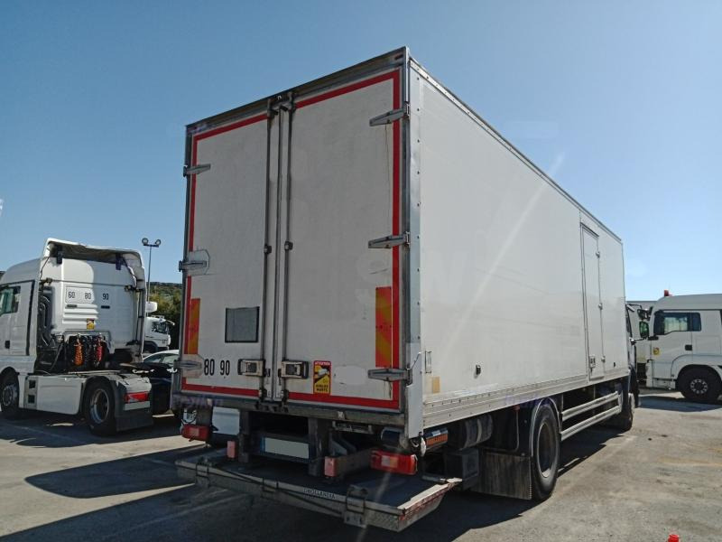 Renault D-Series 19 Wide 320 - Kamion vagonetë: foto 2 Renault D-Series 19 Wide 320 - Kamion vagonetë: foto 2