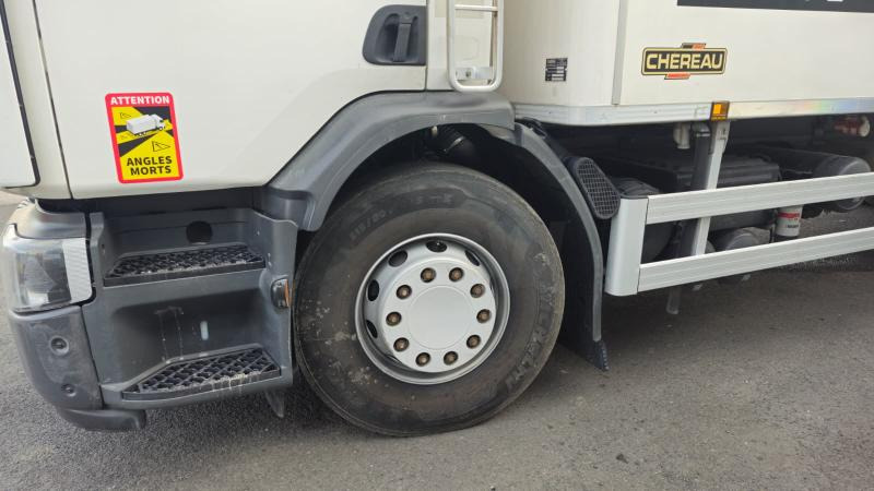 Renault D WIDE - Kamion frigorifer: foto 4 Renault D WIDE - Kamion frigorifer: foto 4