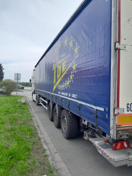 Samro PLSC - Gjysmë rimorkio me tendë: foto 4 Samro PLSC - Gjysmë rimorkio me tendë: foto 4