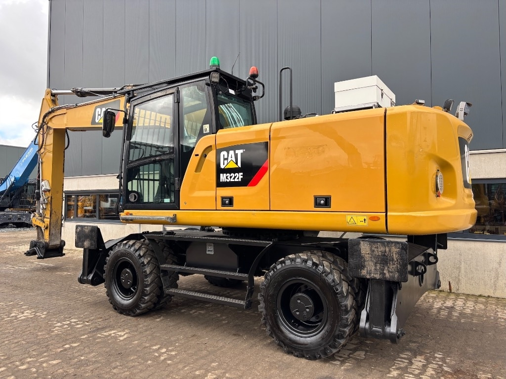 CAT CAT M 322 F - M322 - M 320 - M 318 - Ekskavator me goma: foto 3 CAT CAT M 322 F - M322 - M 320 - M 318 - Ekskavator me goma: foto 3