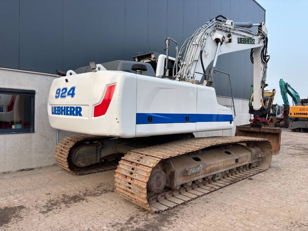 Liebherr R 924 - R924 - R924LC - 922 - 920 - 926 - Ekskavator për mbetje: foto 4 Liebherr R 924 - R924 - R924LC - 922 - 920 - 926 - Ekskavator për mbetje: foto 4