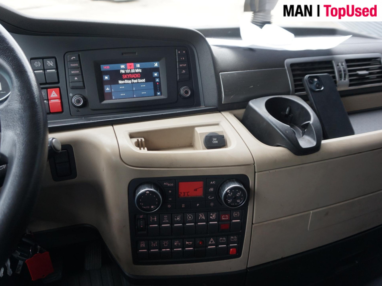 MAN TGX 18.420 4X2 BLS / ADR EXIII / PTO / Euro6 - Gjysmë-kamion: foto 5 MAN TGX 18.420 4X2 BLS / ADR EXIII / PTO / Euro6 - Gjysmë-kamion: foto 5