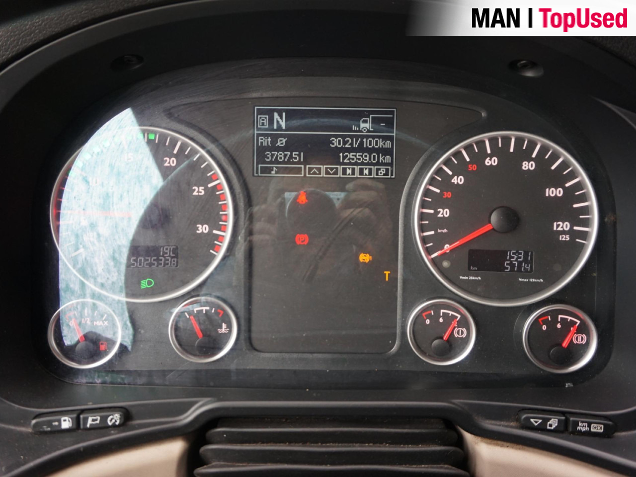 MAN TGX 18.420 4X2 BLS / ADR EXIII / PTO / Euro6 - Gjysmë-kamion: foto 3 MAN TGX 18.420 4X2 BLS / ADR EXIII / PTO / Euro6 - Gjysmë-kamion: foto 3