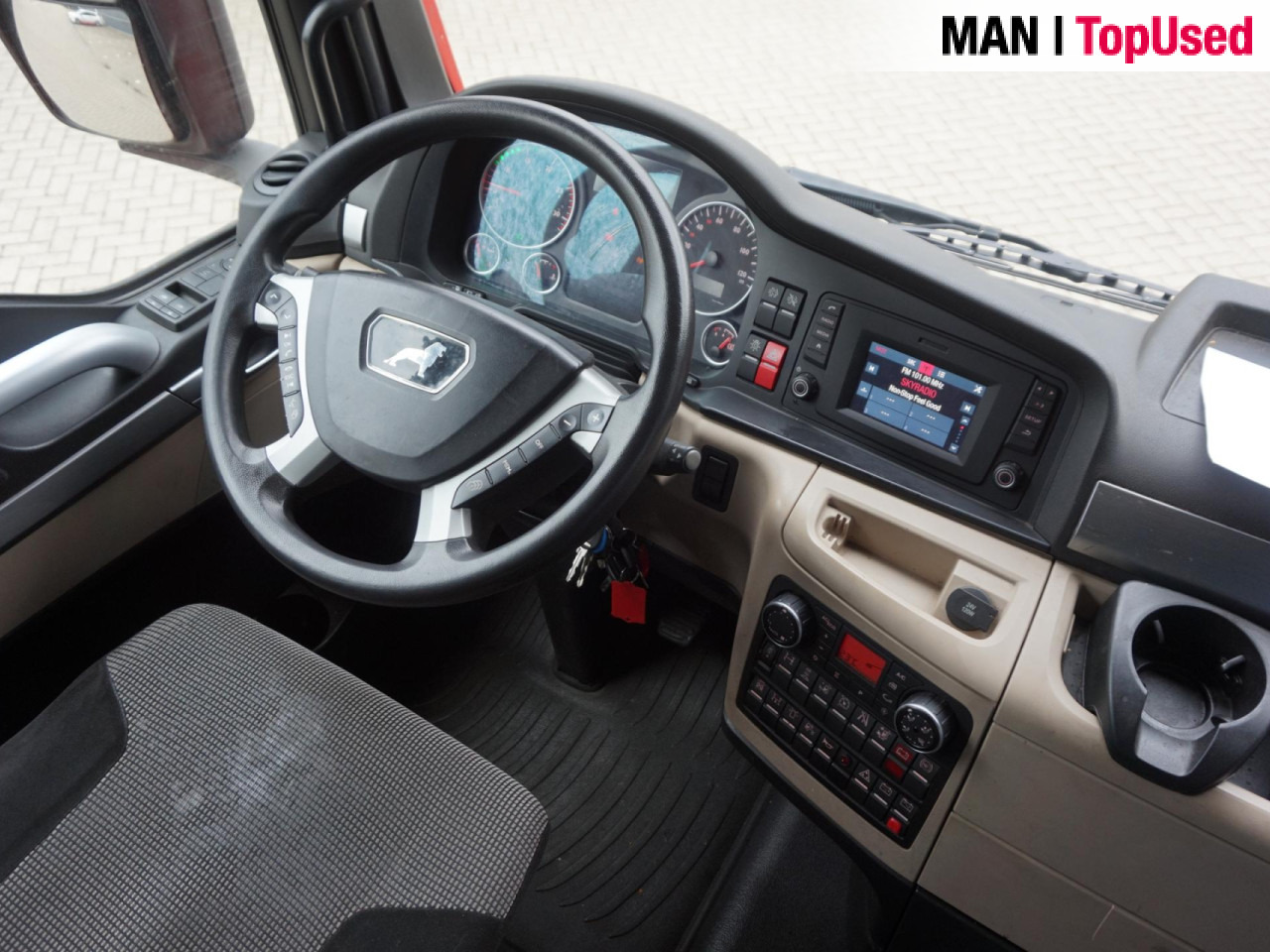 MAN TGX 18.420 4X2 BLS / ADR EXIII / PTO / Euro6 - Gjysmë-kamion: foto 4 MAN TGX 18.420 4X2 BLS / ADR EXIII / PTO / Euro6 - Gjysmë-kamion: foto 4