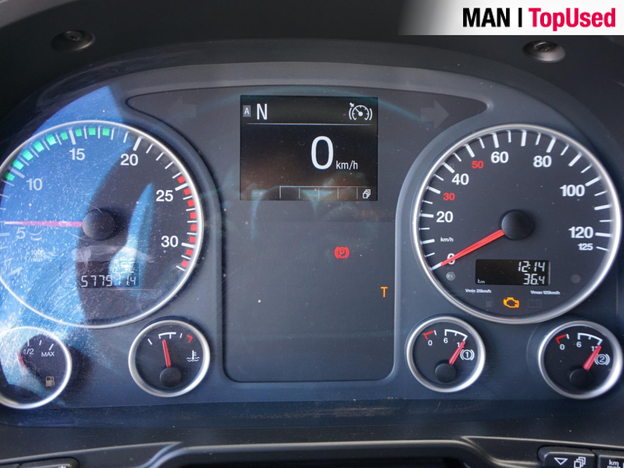 MAN TGX 18.420 4X2 BLS / ADR III / PTO / EURO 6 - Gjysmë-kamion: foto 3 MAN TGX 18.420 4X2 BLS / ADR III / PTO / EURO 6 - Gjysmë-kamion: foto 3