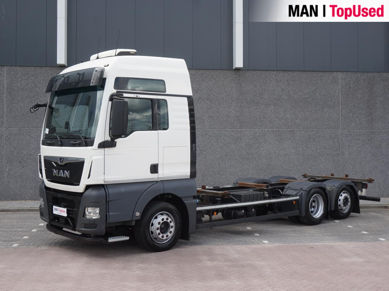 MAN TGX 26.510 6X2-4 LL / BDF / Lift-Axle / Euro 6 - Transportjer kontejnerësh/ Kamion me karroceri të çmontueshme: foto 1 MAN TGX 26.510 6X2-4 LL / BDF / Lift-Axle / Euro 6 - Transportjer kontejnerësh/ Kamion me karroceri të çmontueshme: foto 1