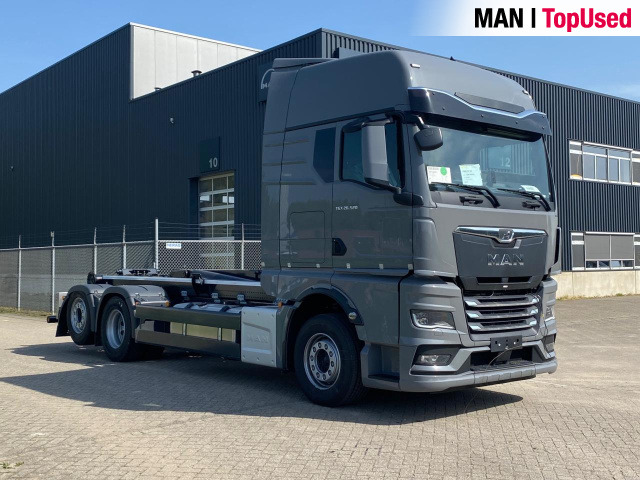 MAN TGX 26.520 6x2-2 BL CH Abrolkipper - Transportjer kontejnerësh/ Kamion me karroceri të çmontueshme: foto 3 MAN TGX 26.520 6x2-2 BL CH Abrolkipper - Transportjer kontejnerësh/ Kamion me karroceri të çmontueshme: foto 3