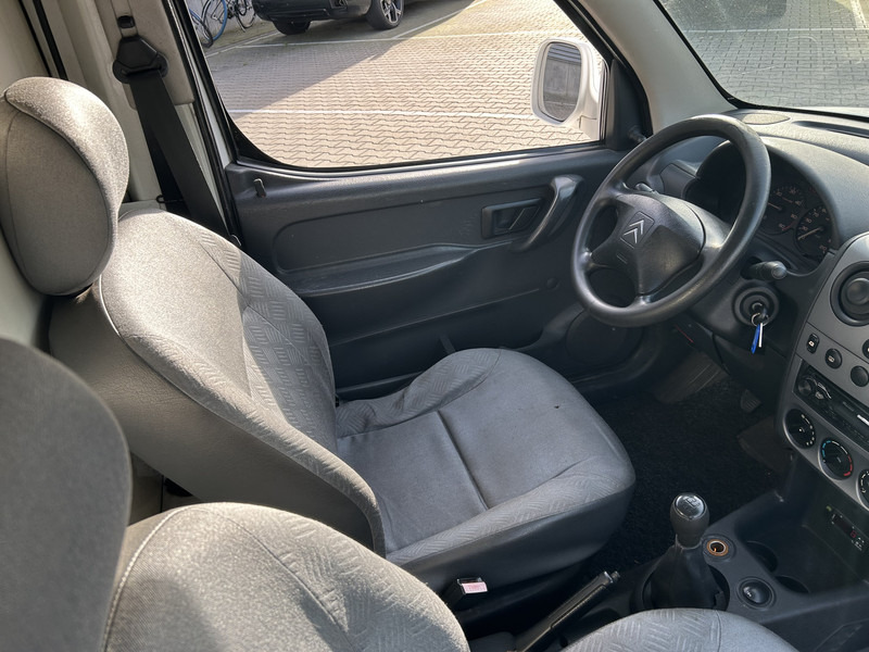 Citroën Berlingo 1.9d / 150 dkm / Frigo Box -25 gr. / APK TUV 10-26 - Furgon frigorifer: foto 3 Citroën Berlingo 1.9d / 150 dkm / Frigo Box -25 gr. / APK TUV 10-26 - Furgon frigorifer: foto 3