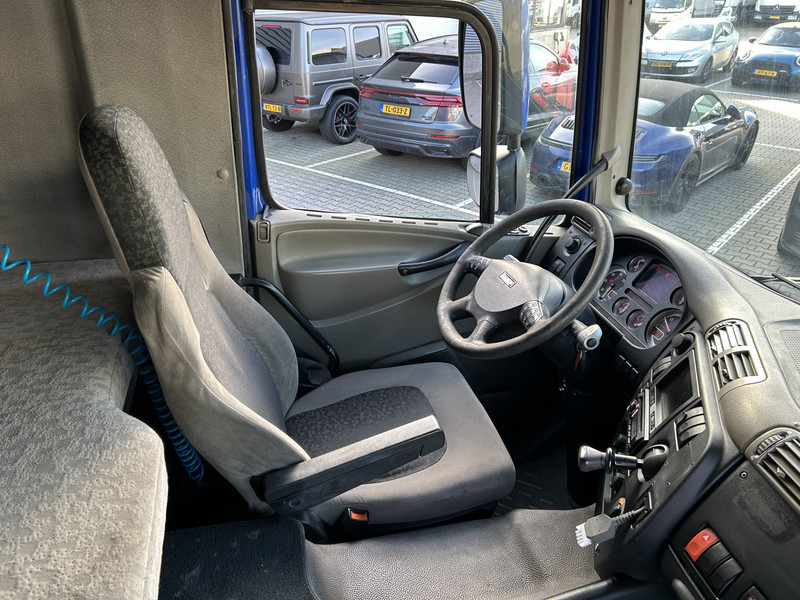 DAF CF 75 310 Euro 5 / Curtainside Box / Loadlift / Trailer Coupling - Kamion me tendë: foto 3 DAF CF 75 310 Euro 5 / Curtainside Box / Loadlift / Trailer Coupling - Kamion me tendë: foto 3