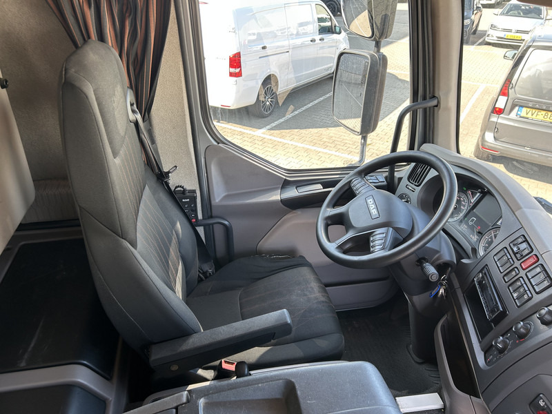 DAF LF 320 FA / Effer 175.2/c3s Crane / 363 dkm / Plateau / APK TUV 08-25 - Kamion me vinç: foto 3 DAF LF 320 FA / Effer 175.2/c3s Crane / 363 dkm / Plateau / APK TUV 08-25 - Kamion me vinç: foto 3