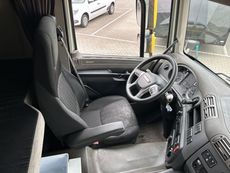 DAF CF 410 FT Space Cab / 915 dkm / New Tacho V2 / APK TUV 03-26 - Gjysmë-kamion: foto 3 DAF CF 410 FT Space Cab / 915 dkm / New Tacho V2 / APK TUV 03-26 - Gjysmë-kamion: foto 3