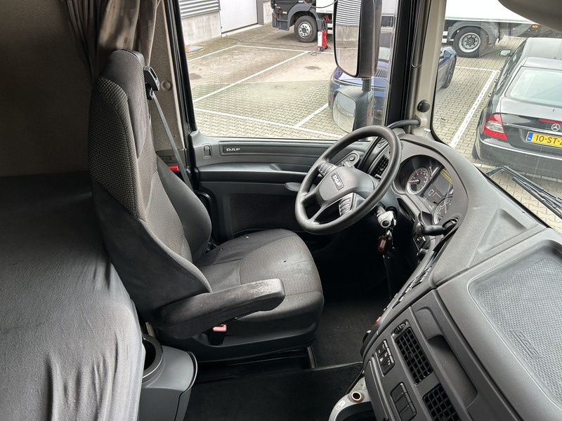 DAF XF 460 FT SSC / Retarder / 798 dkm / 2 Tanks / Stand Airco / Alcoa Wheels - Gjysmë-kamion: foto 3 DAF XF 460 FT SSC / Retarder / 798 dkm / 2 Tanks / Stand Airco / Alcoa Wheels - Gjysmë-kamion: foto 3