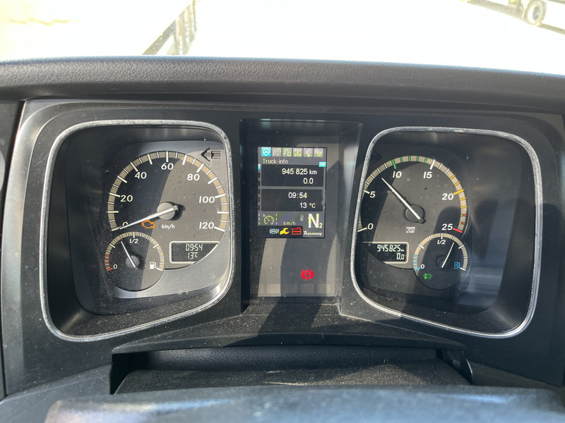 Mercedes-Benz Actros 1842 Streamspace / 945 dkm / 2 Tanks / NL Truck - Gjysmë-kamion: foto 4 Mercedes-Benz Actros 1842 Streamspace / 945 dkm / 2 Tanks / NL Truck - Gjysmë-kamion: foto 4