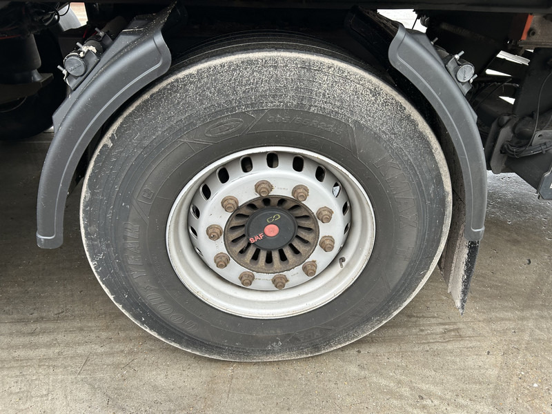 Gjysmë rimorkio frigorifer Krone Cool Liner / City / Thermo King Koeler / Laadklep 2500 kg / APK 01-27: foto 13 Gjysmë rimorkio frigorifer Krone Cool Liner / City / Thermo King Koeler / Laadklep 2500 kg / APK 01-27: foto 13